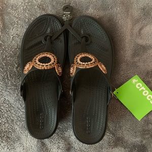 CROCS w/ wedge ❤️